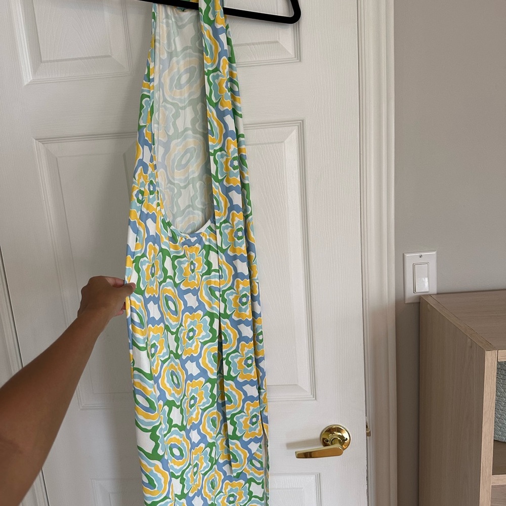 Colorful Patterned Backless Maxi Dress - Picture 5 of 5